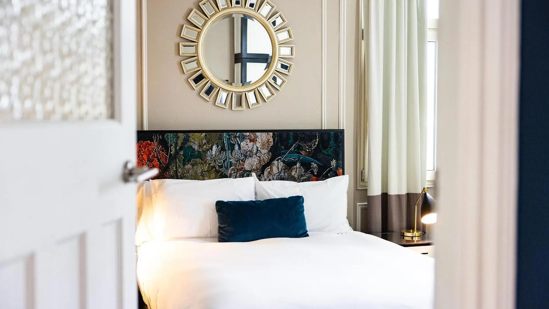 The Inchcolm By Ode Hotels Brisbane